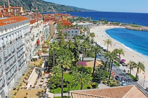 Strand